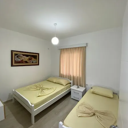 Hotel Andrea Saranda Extérieur photo
