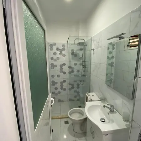 Hotel Andrea Saranda Extérieur photo