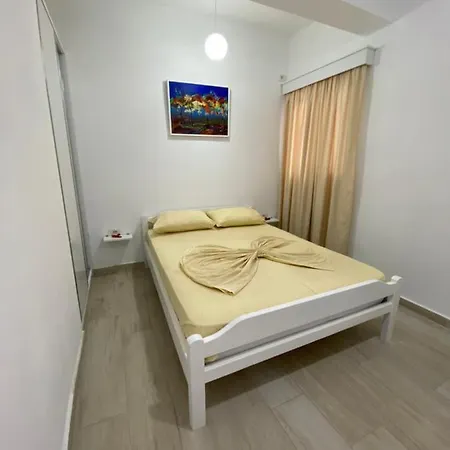 Hotel Andrea Saranda Extérieur photo