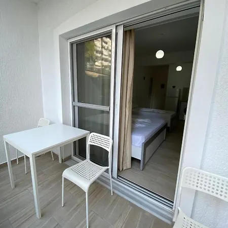 Hotel Andrea Saranda Extérieur photo