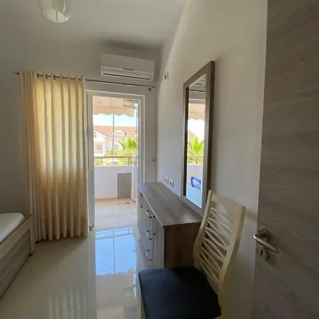 Hotel Andrea Saranda Extérieur photo